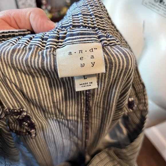 Women's Wide Leg Pants - A New Day Blue Stripped. Size Large - Picture 6 of 7